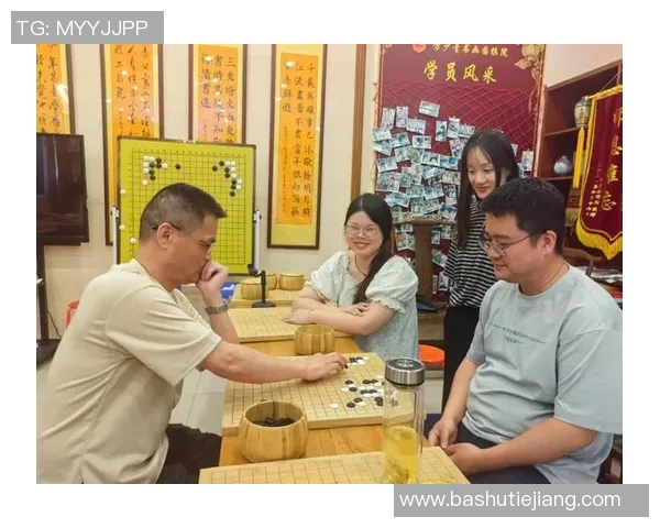 围棋真人对战软件助你提升棋艺体验精彩对局乐趣无穷